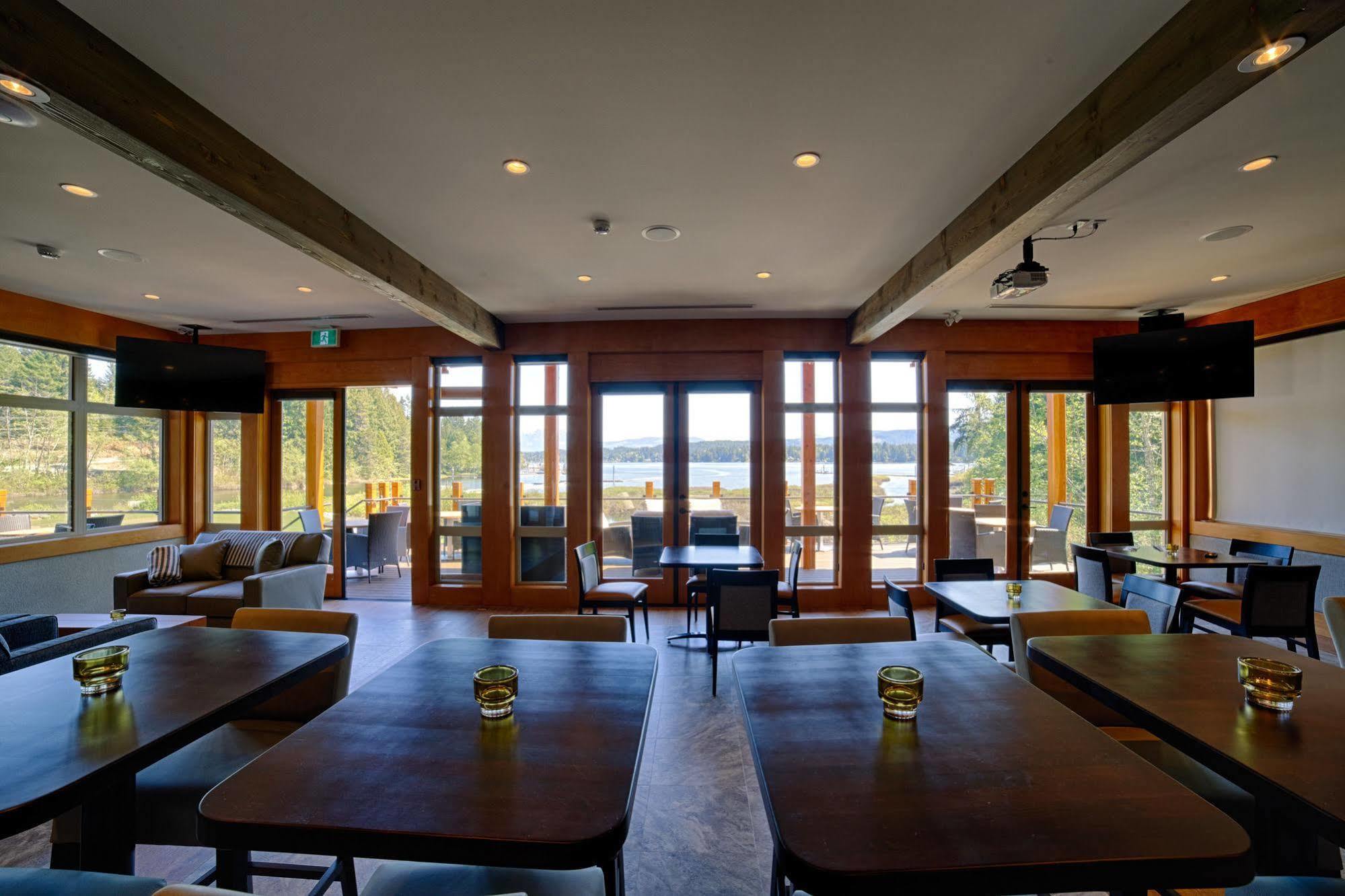 Sproat Lake Landing Resort Great Central Exterior photo