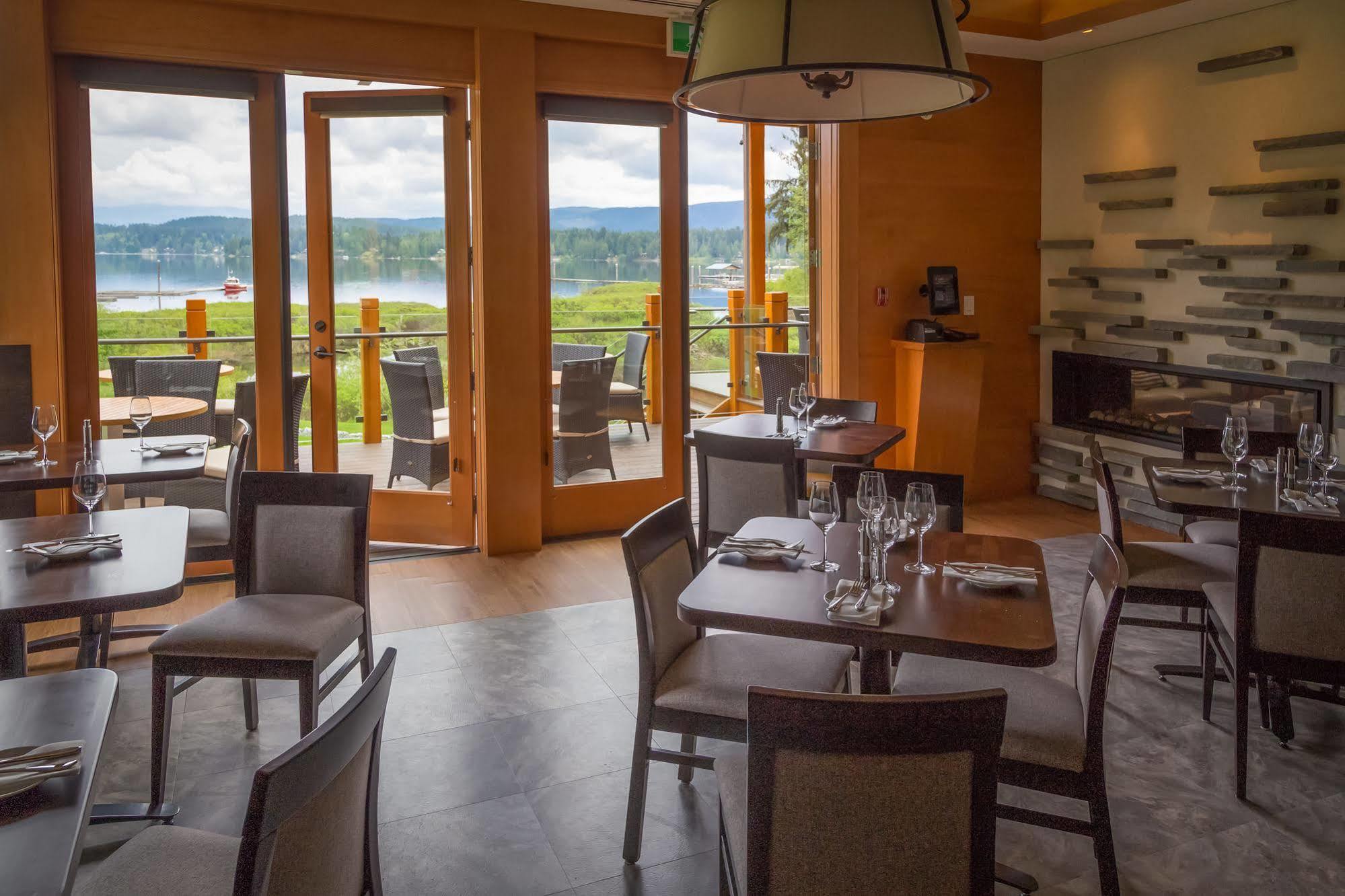 Sproat Lake Landing Resort Great Central Exterior photo